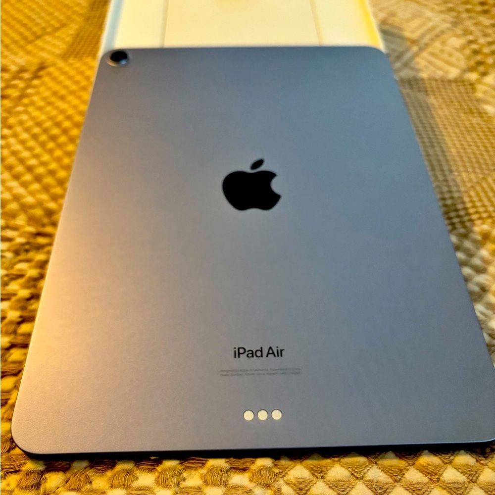 APPLE IPAD AIR  Purple 5th Gen 64 Gig WiFi Only  Used Handful times!!